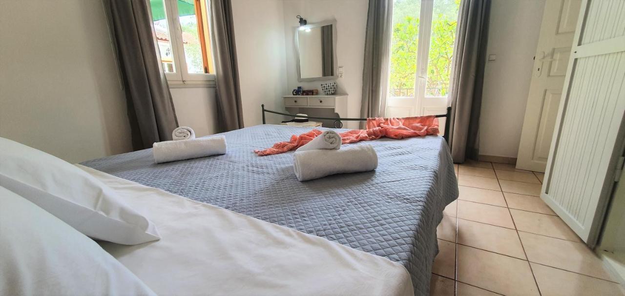 Apartment Aphrodite & With Pool