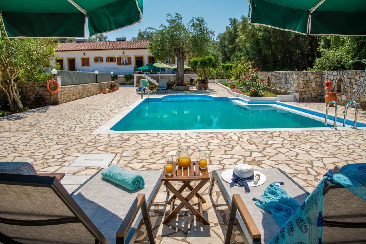 Aphrodite & With Pool *